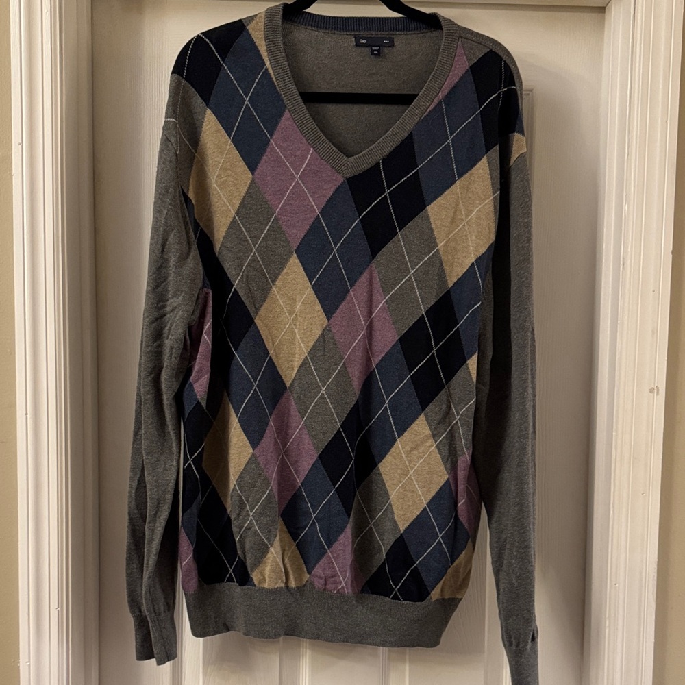 GAP Men's V-Neck Argyle Sweater - Gray, Navy, Tan, Purple